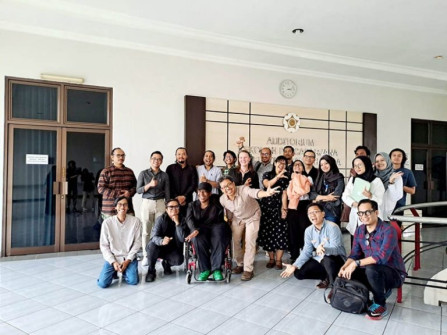 foto bersama  Prodi PSPSR, DaDa Fest & JDA di Auditorium ruang seminar